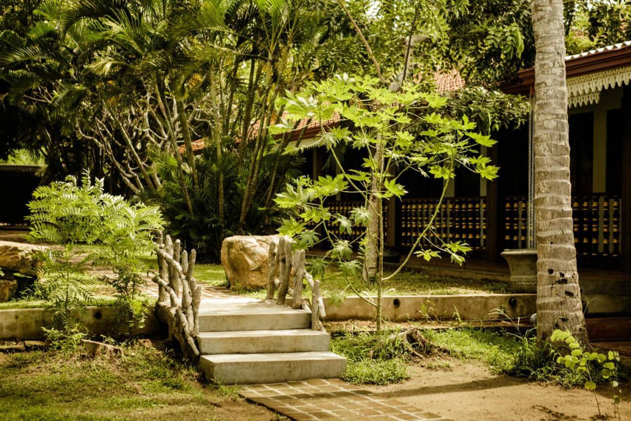 Thaulle Ayurveda Resort - Yala Tissamaharama Buitenkant foto